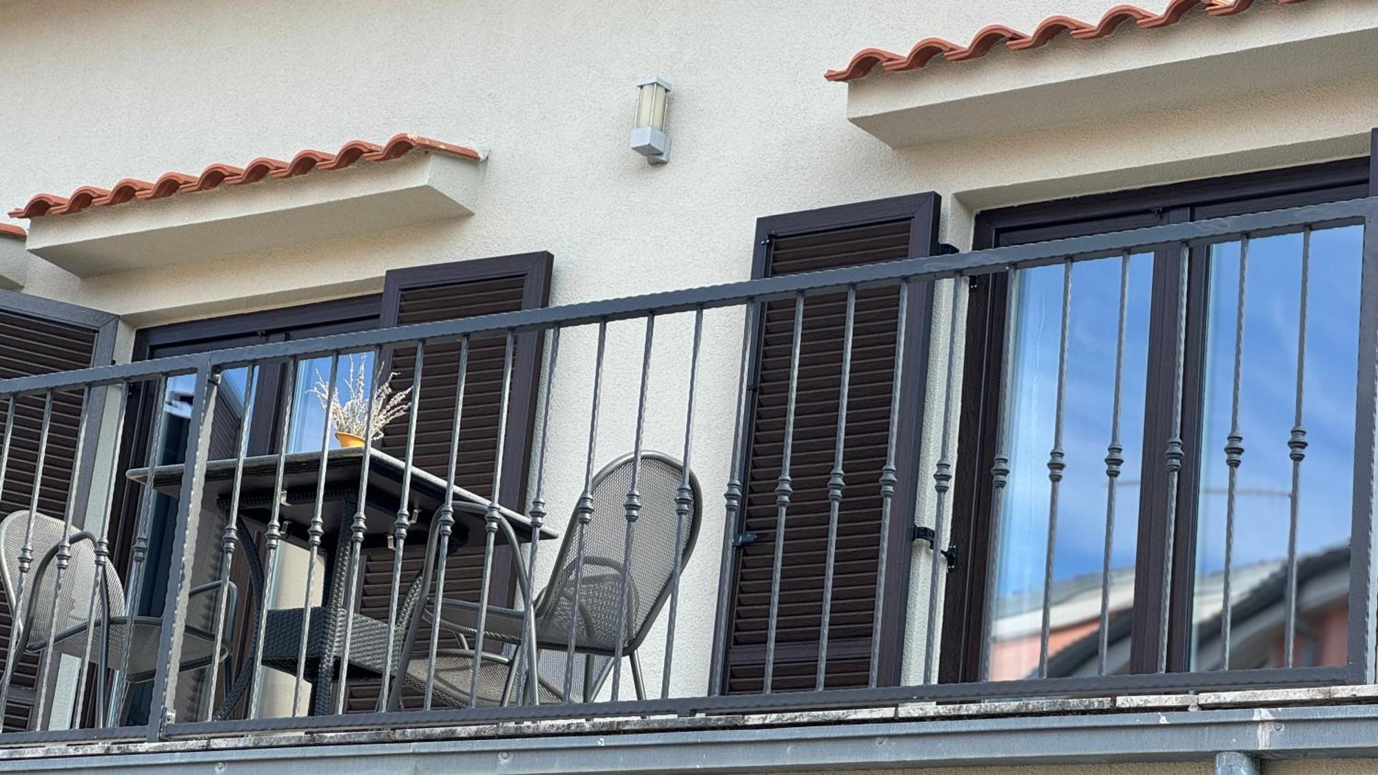 Apartments Ein Haus In Der Sonne Малинска Номер фото